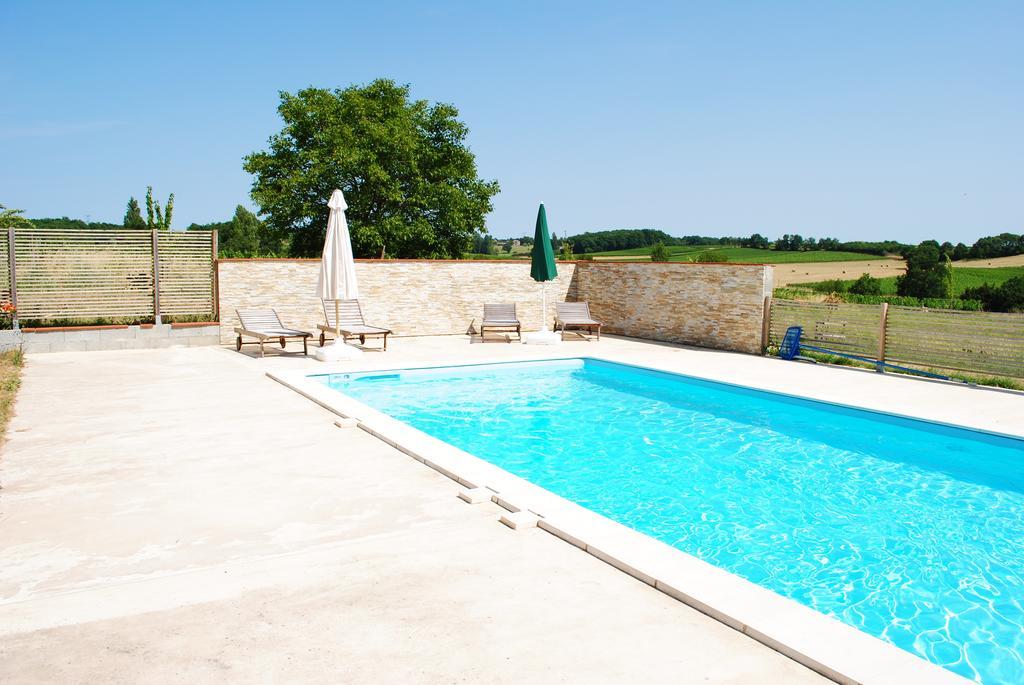 Les Foucauds Hotel Saint-Quentin-de-Caplong Екстериор снимка