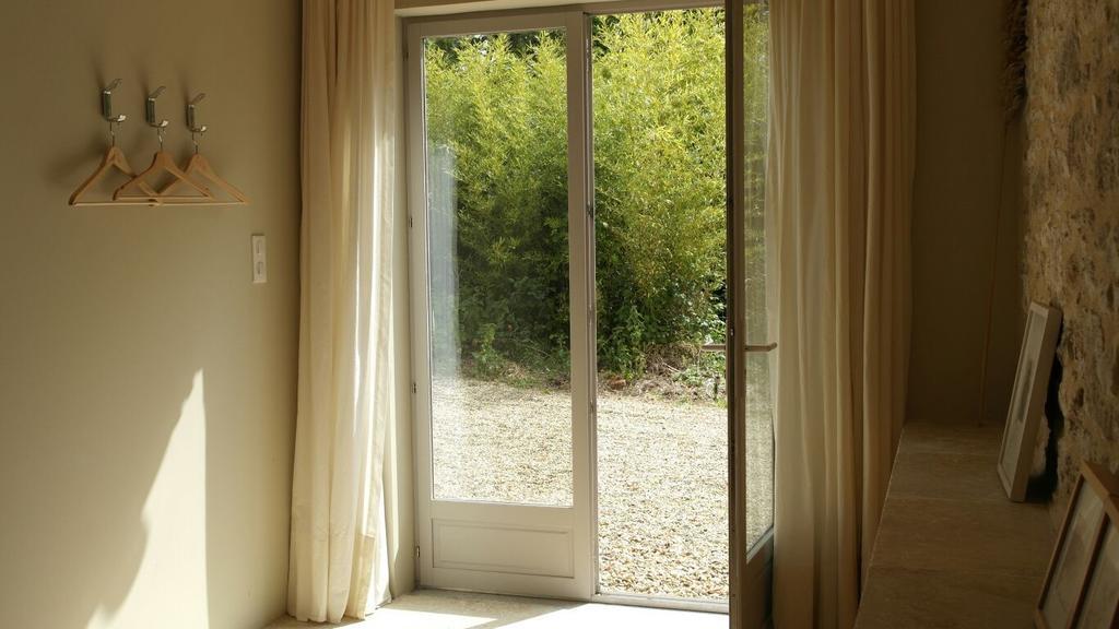 Les Foucauds Hotel Saint-Quentin-de-Caplong Екстериор снимка