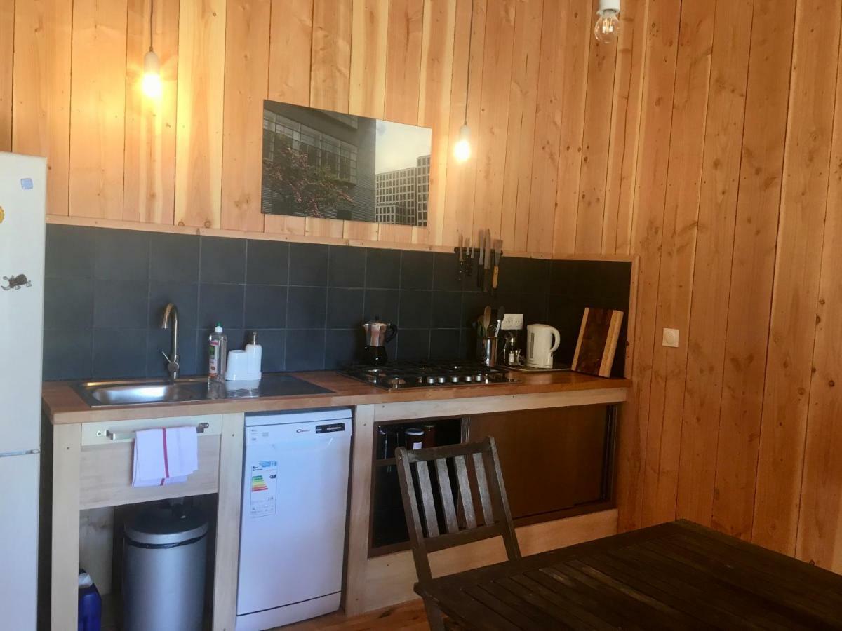 Les Foucauds Hotel Saint-Quentin-de-Caplong Екстериор снимка