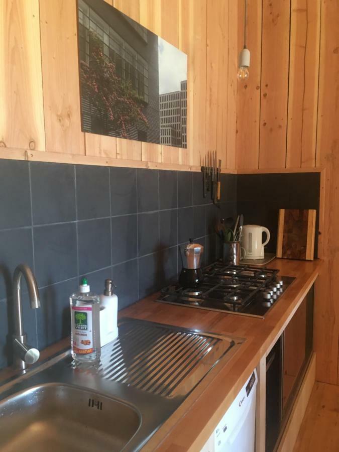 Les Foucauds Hotel Saint-Quentin-de-Caplong Екстериор снимка